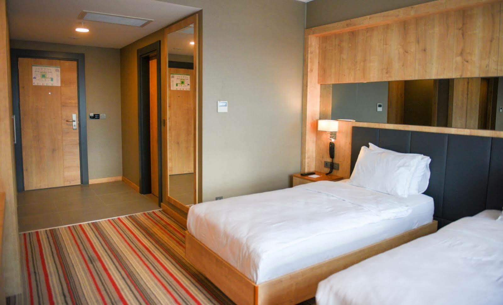 Hotel Ramada Vakfikebir Trabzon Exterior foto